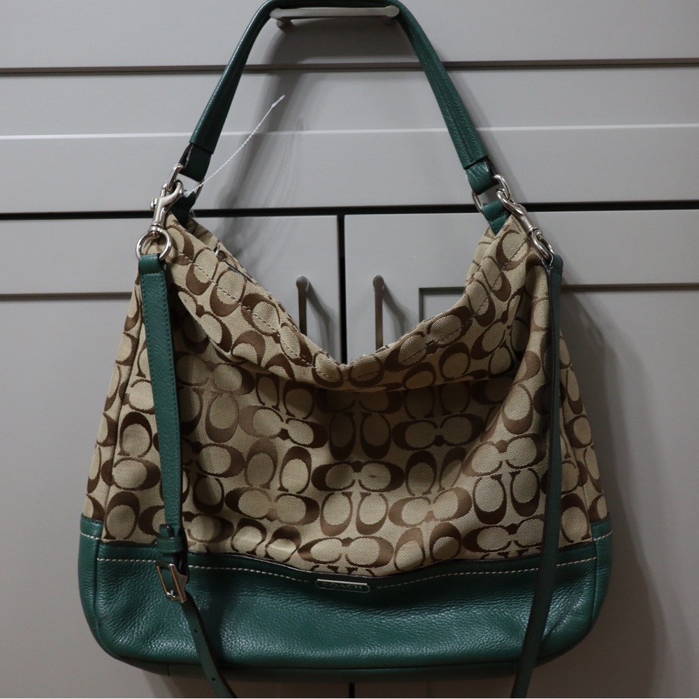 Coach vintage hunter Green and Brown Women's Bag